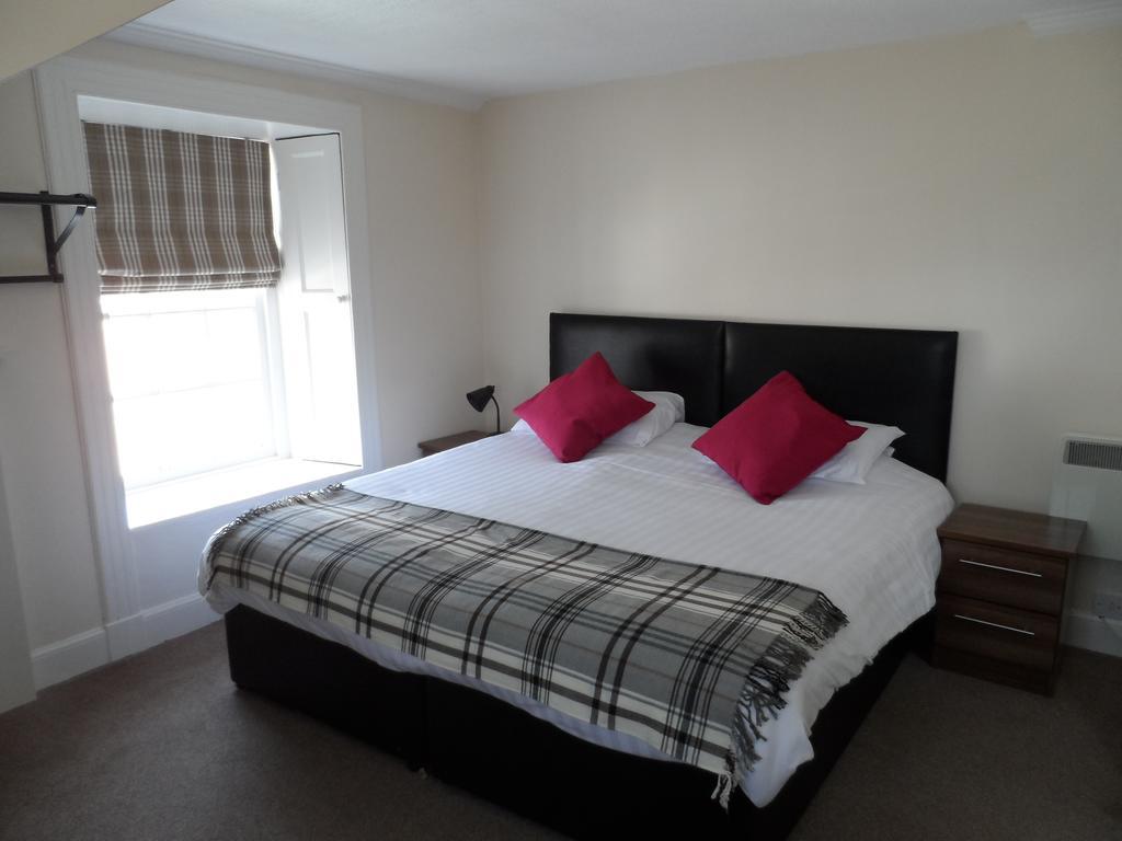 The Albert Hotel North Queensferry Room photo